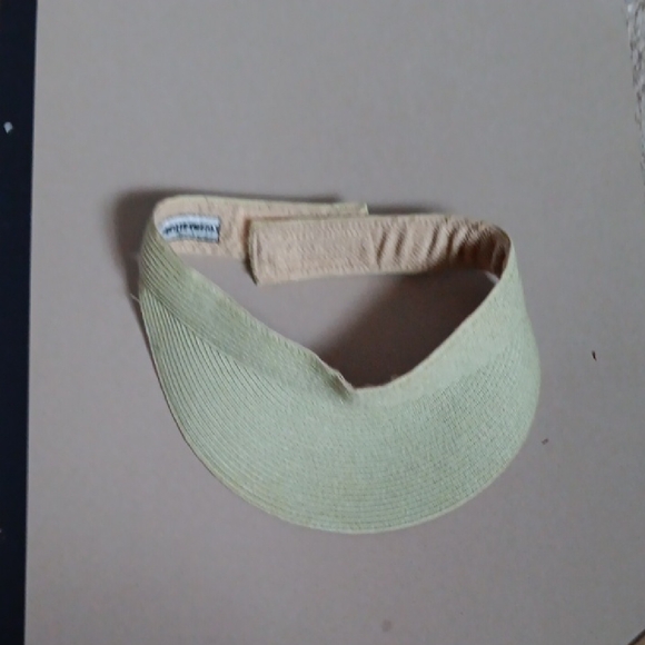 Report Collection Cream Visor - Picture 1 of 5